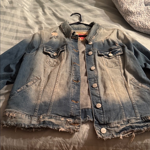 Stylish Blue Denim Jean Jacket - Picture 1 of 16